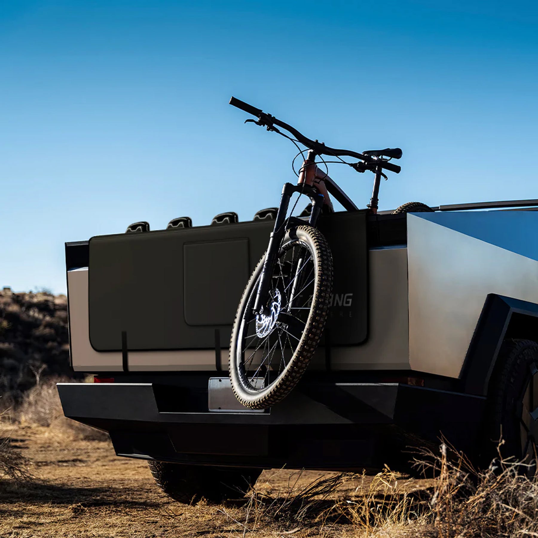 Tespart - Bike Tailgate Shield Pad with Tool Pockets for Cybertruck
