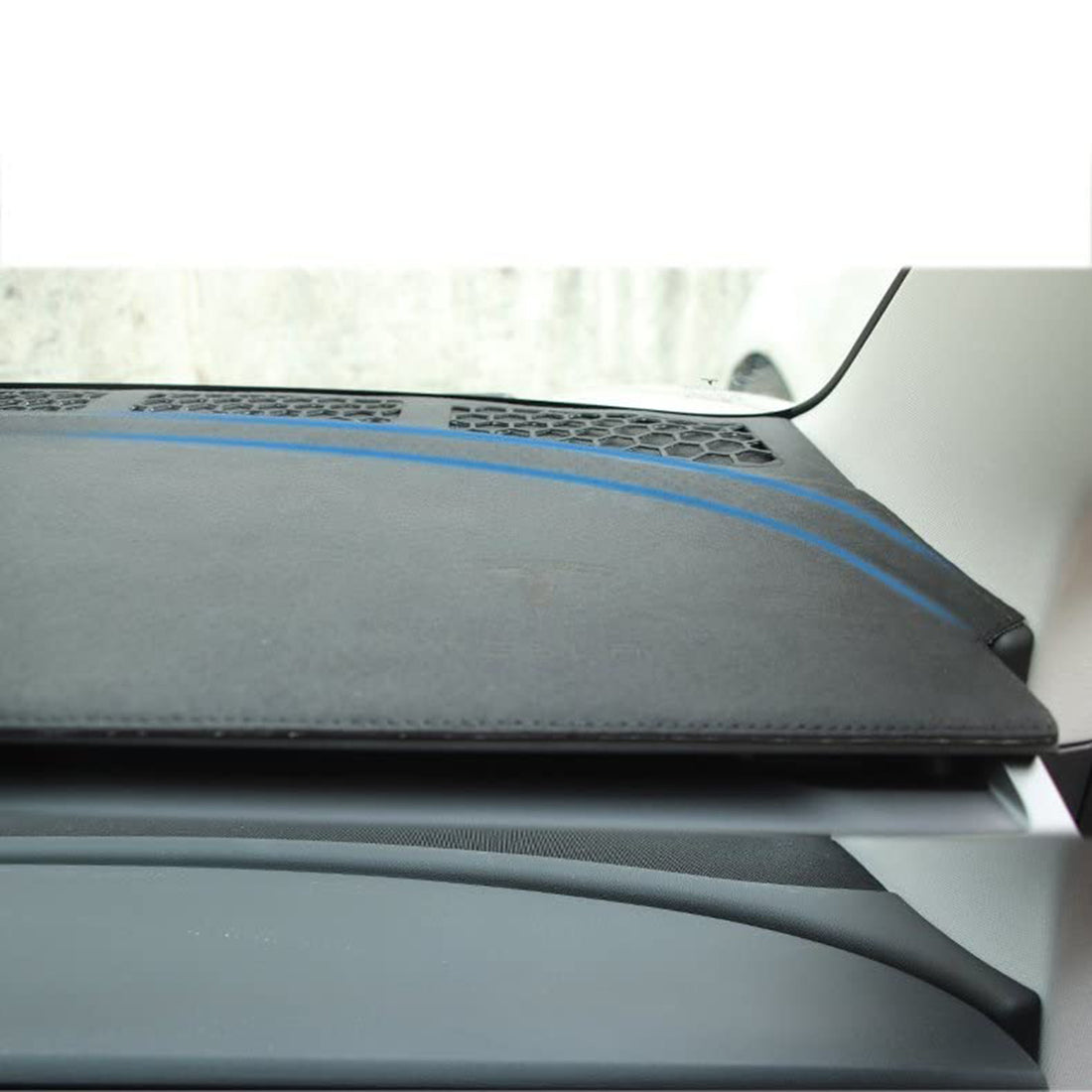 Tespart  - Center Console Sun Protection Mat for Tesla Model 3 & Model Y