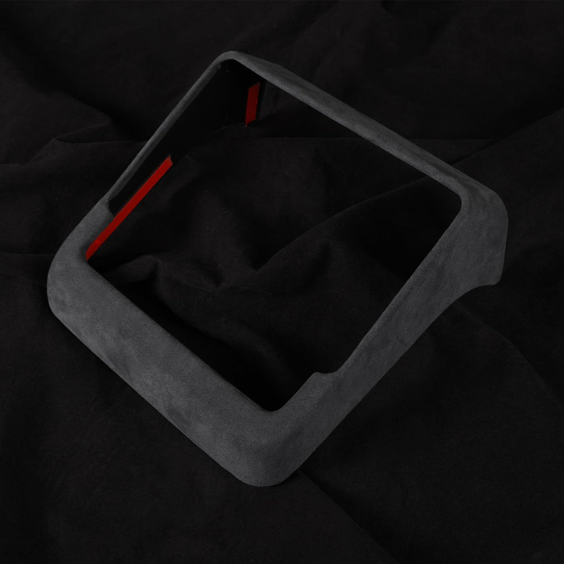 Tespart - Rear Display Frame In Tumbled Leather for Tesla Model 3 Highland